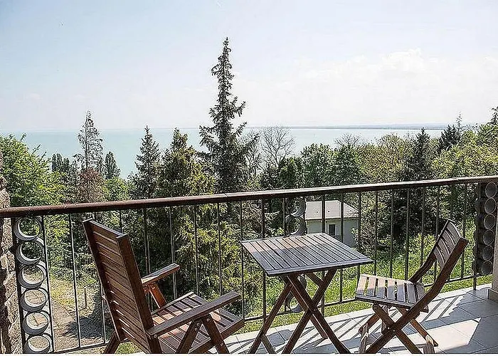 Media Balaton Frühstückspension